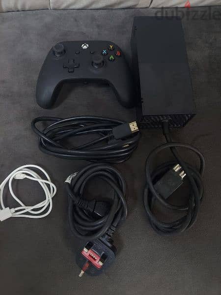 Xbox one 1 terabyte with controller  and installed games 1