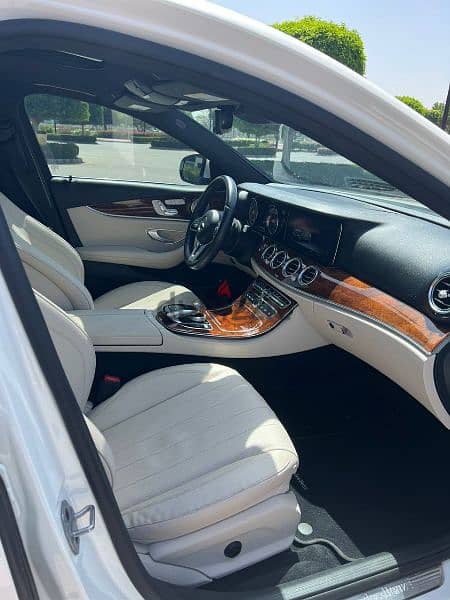 Mercedes-Benz E300 2019 4