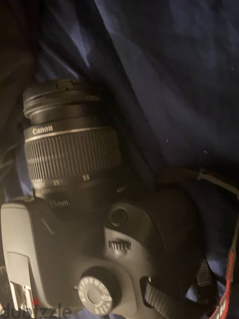 Canon eos 4000d with bag,barely used 4