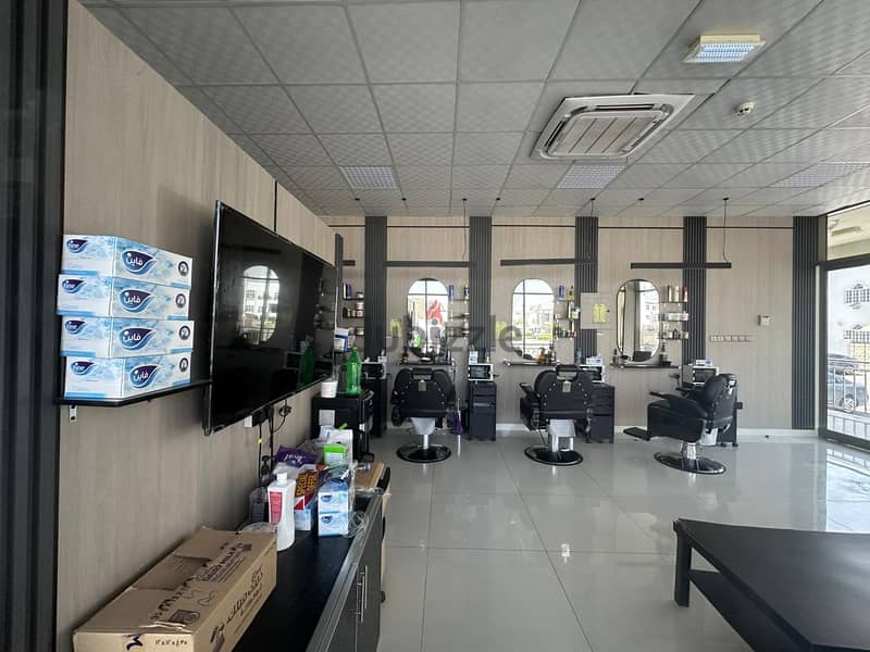 48 SQM Shop - Ideal for a Barbershop on November 18th Street, Azaiba 3