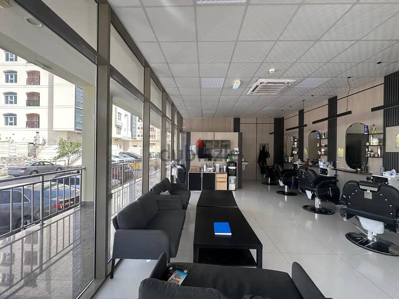 48 SQM Shop - Ideal for a Barbershop on November 18th Street, Azaiba 4