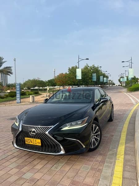 Lexus ES 350 2019 luxury 0