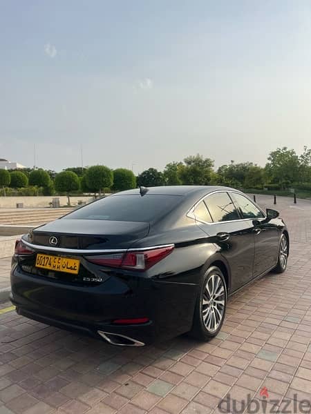 Lexus ES 350 2019 luxury 1