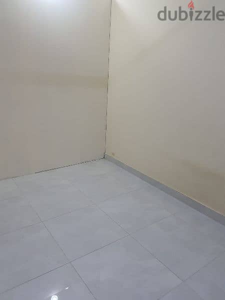 Furnished room for rent for execu bachelors near Badar Al Sama  hsptl 5