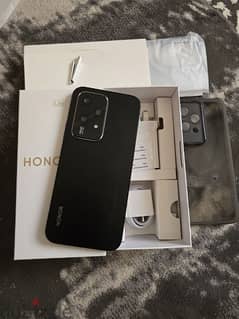 Honor 200 lite 5g 256gb 8gb used 4 days