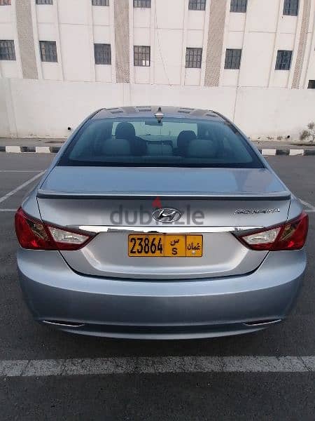 Hyundai Sonata 2011 0