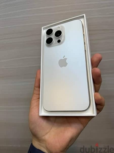 iPhone 15 pro max ايفون ١٥ برو ماكس 2