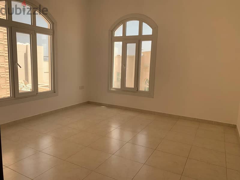 6BHK villa close the beach located al hail north golden square 17