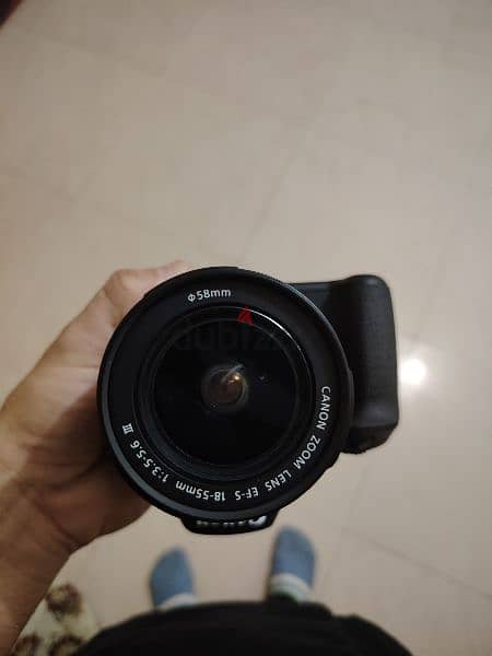 canon eos 4000D 18-55dc lens with tripod 3