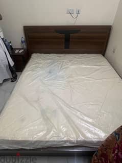 bed200x180 without matress+side table 0