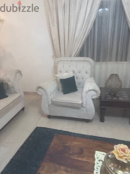 white Egyptian Sofa for sale (7 seater ) 3