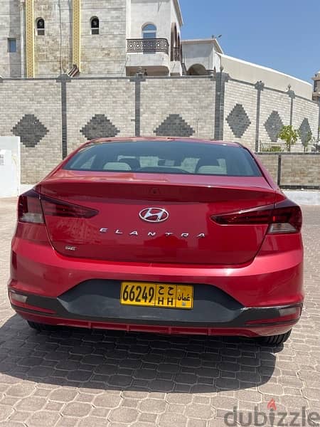 Hyundai Elantra 2020 4