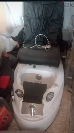 pedicure chair urgent sale. 91141156