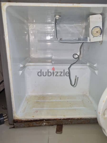 good condition room fridge 1