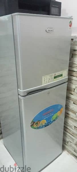 New refrigerator, used for only five months 0