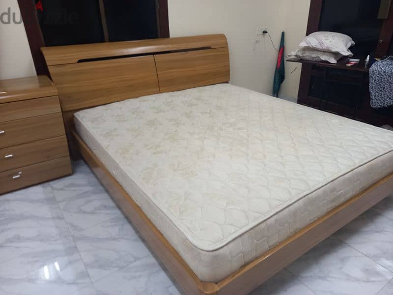 Bedroom set for sale 3