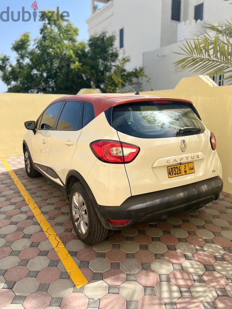 Renault CAPTUR 2016 3