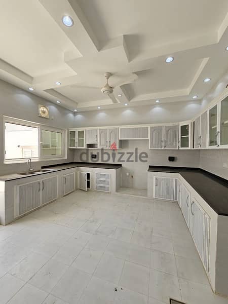 Luxury villa for rent in Bousher, price 800 OMR 8