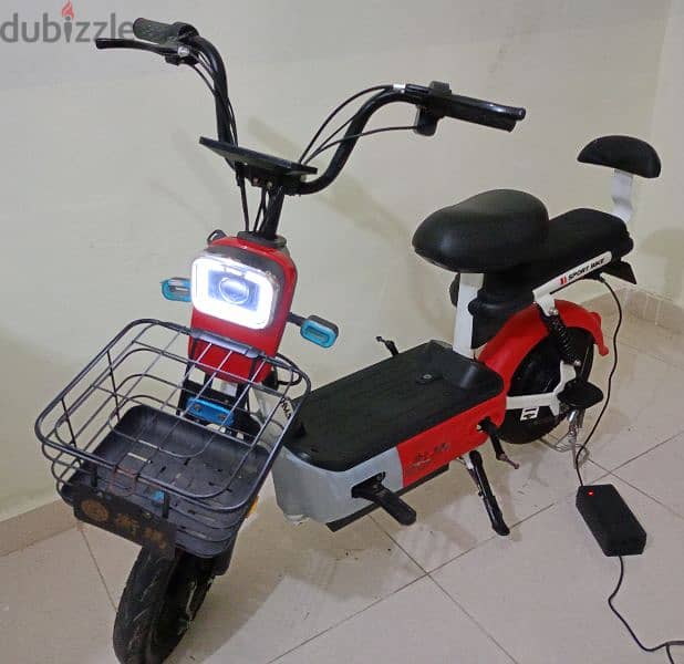 Electric Scooter for Sale in Salalah Awqad 0