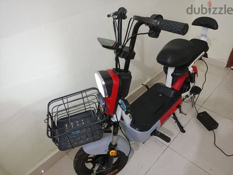 Electric Scooter for Sale in Salalah Awqad 13