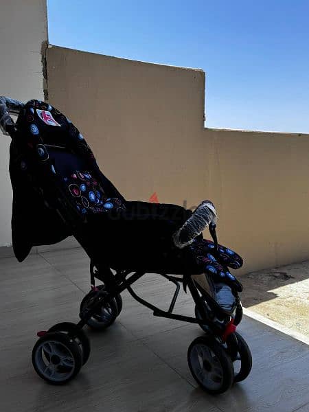 baby cot and stroller 2