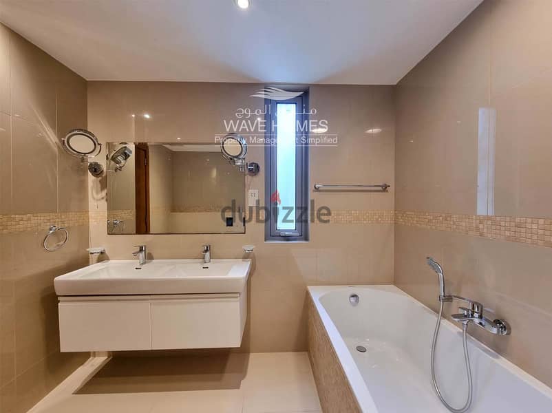 Modern 3 Bed Villa for rent in Al Mouj 12