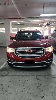 GMC Acadia 2019 -SLT  5 years old