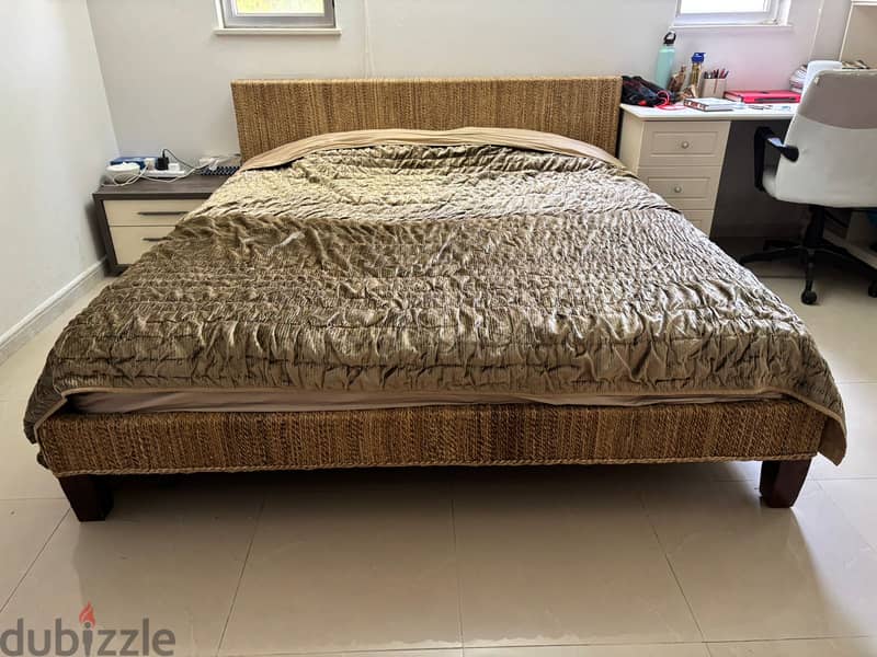 Stylish Bed - Super King Size - Super Condition 0