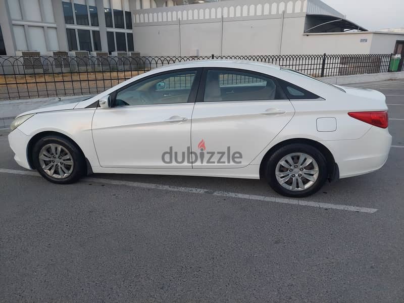 Hyundai Sonata 2011 White Color 1