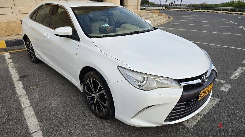 Toyota Camry 2017 3