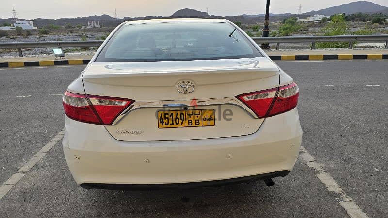 Toyota Camry 2017 5