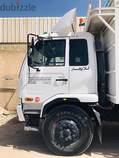 NISSAN UD 10 TON TRUCK 2