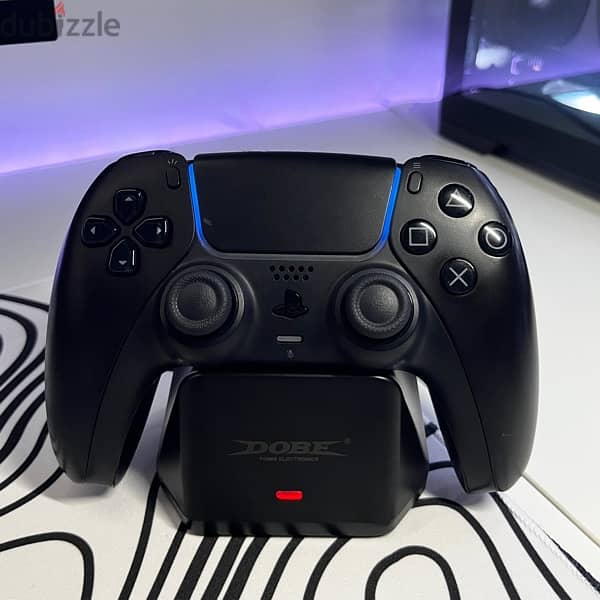 PS5 Controller dock charger 3