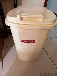 dustbin for sale!!! 0