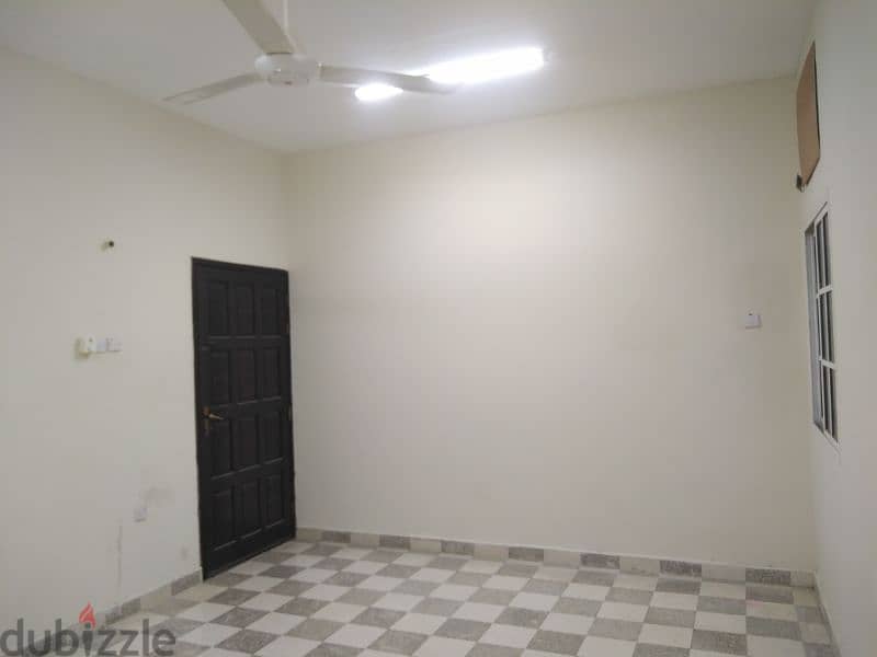 2bhk with window Ac wadikaber near Muscut bekary 3