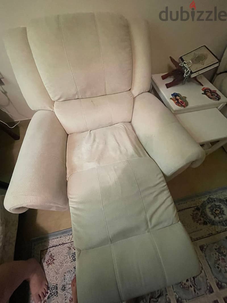 Homecenter Recliner Chair 2