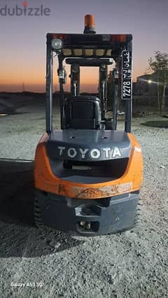 Toyota 3 ton forklift 4.5 MTR height 0