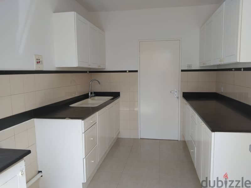 3Me8 Fully Renovated 3 Bhk Townhouse Villa For Rent In Madinat Qaboos 16