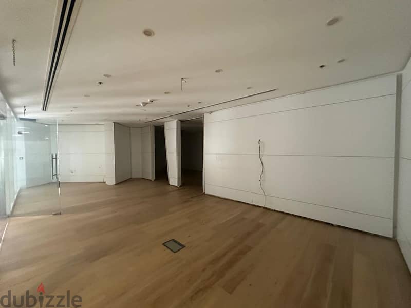 110 SQM Office Space in Bosher Located in Business Bay Area 3