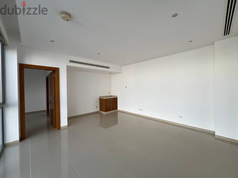 3 Bedroom Courtyard Villa for Rent in Al Mouj 6