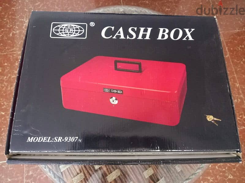 Metal Cash Box with Lock 0