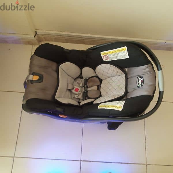 Chicco baby car seat 2