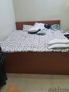 hard wooden king size bed 0