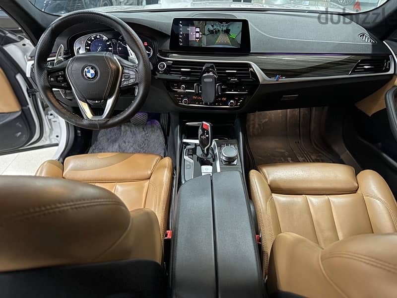 BMW 5-Series 2019 5