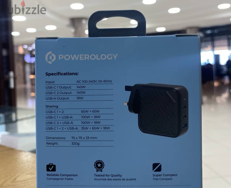 Powerology 140W PD QC 2xUSB-C and 1xUSB-A GaN Charger 1