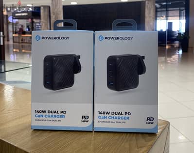 Powerology 140W PD QC 2xUSB-C and 1xUSB-A GaN Charger