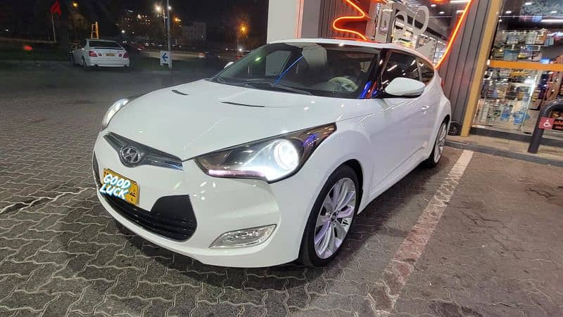 Hyundai Veloster 2013 1