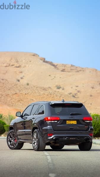 Jeep Grand Cherokee SRT 2015 3