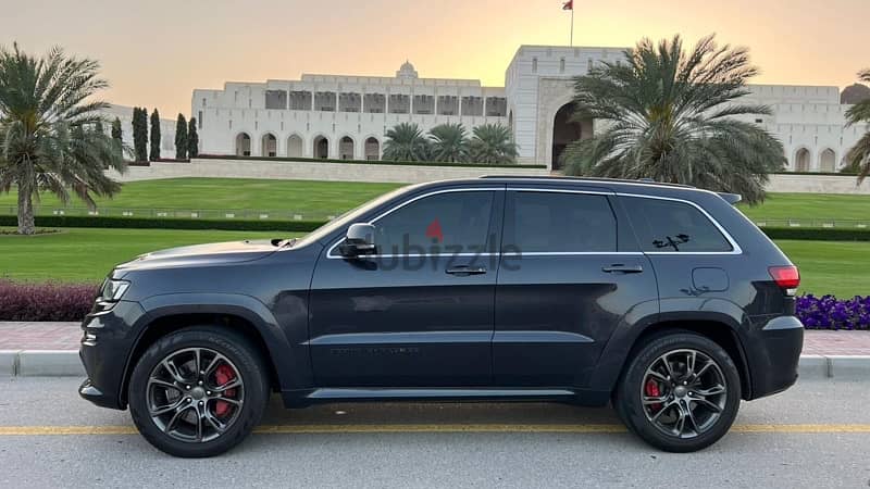 Jeep Grand Cherokee SRT 2015 10