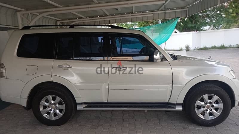 Mitsubishi Pajero 2015 3